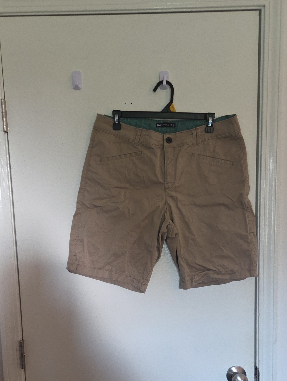 Lee Men's Tan Flat Front Shorts
